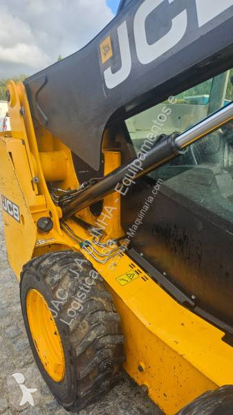 Chargeuse JCB JCB Robot 135