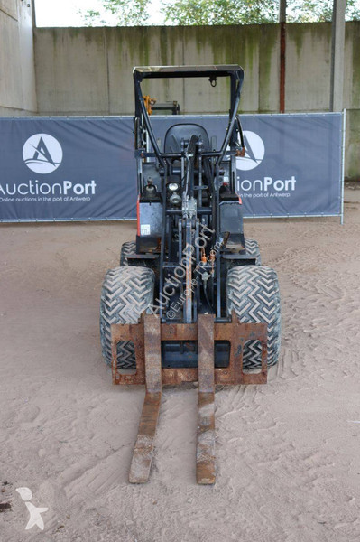Chargeuse Kubota RT210-2