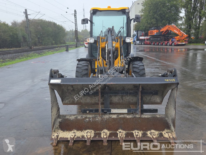 Chargeuse JCB 406 T4