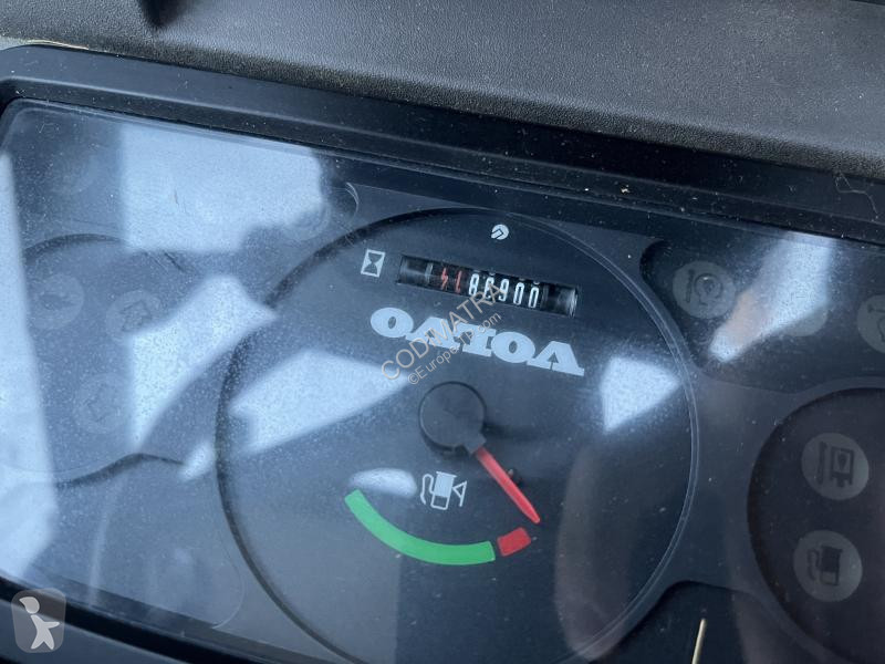 Chargeuse Volvo  L28F