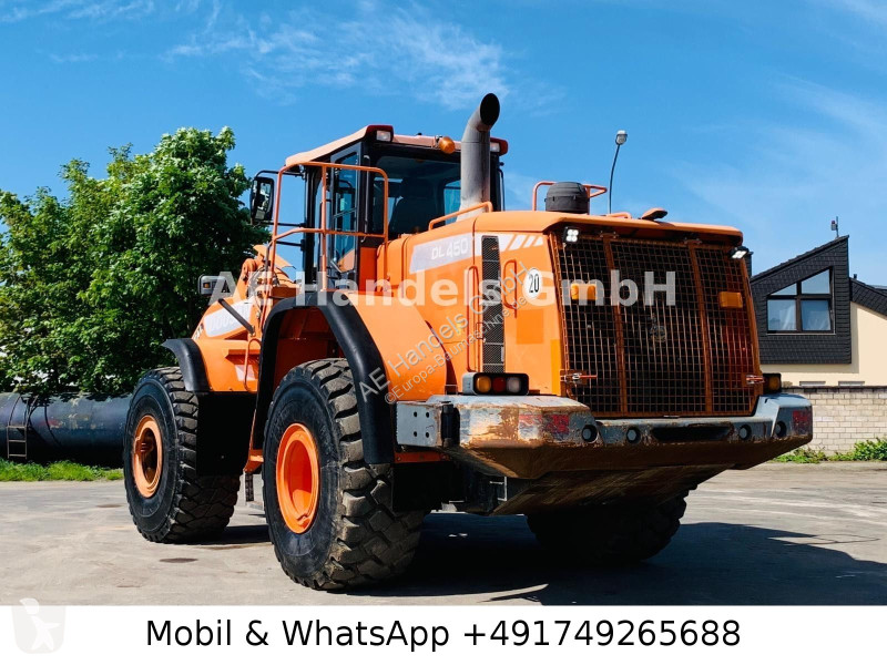 Chargeuse Doosan 4503...