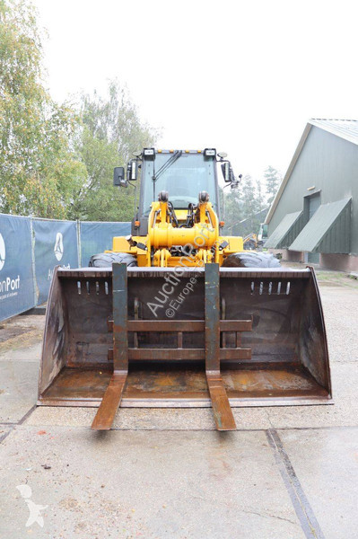 Chargeuse Ahlmann AZ150e