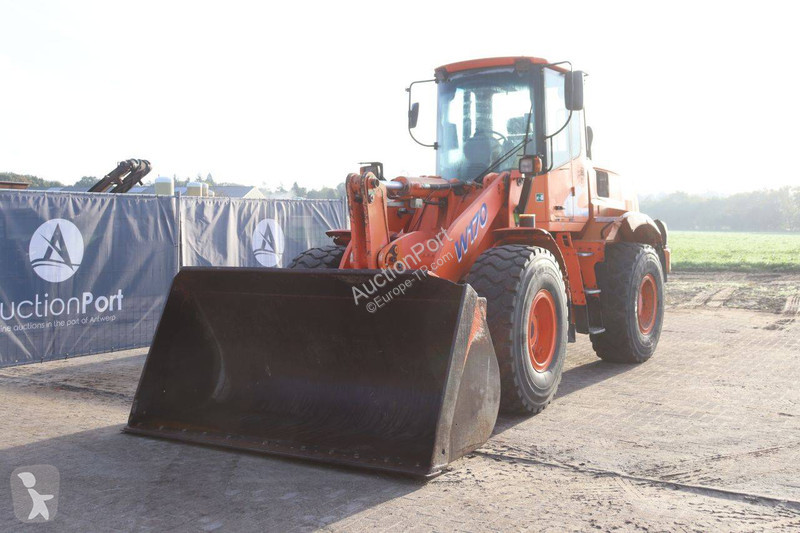 مُحمّلة Fiat Kobelco W170