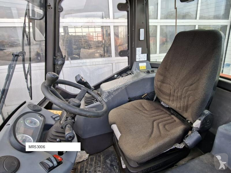 Товарач Hitachi 6