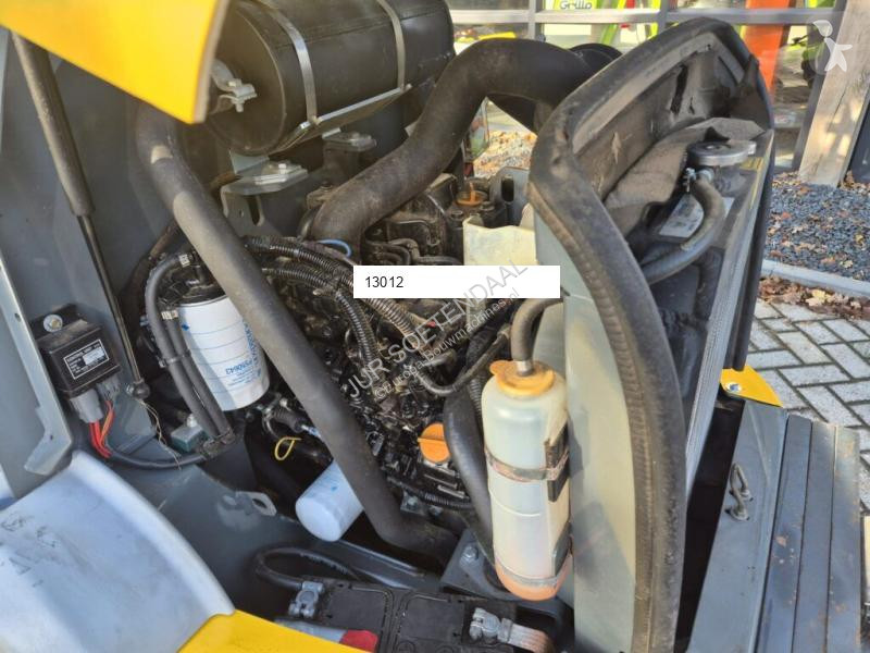 Kramer 5025 loader
