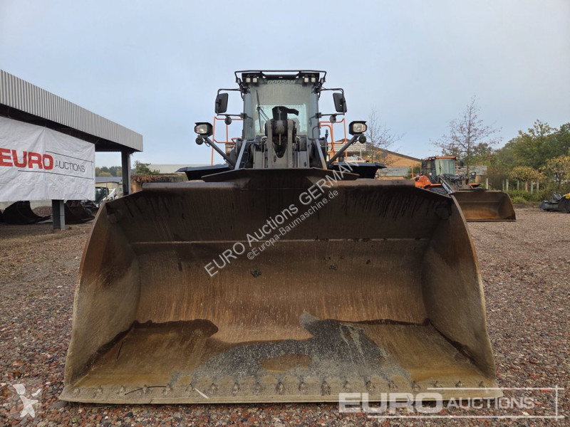 Shovel Doosan 7K