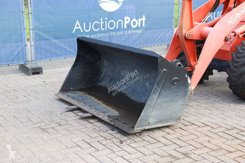 Shovel Kubota N