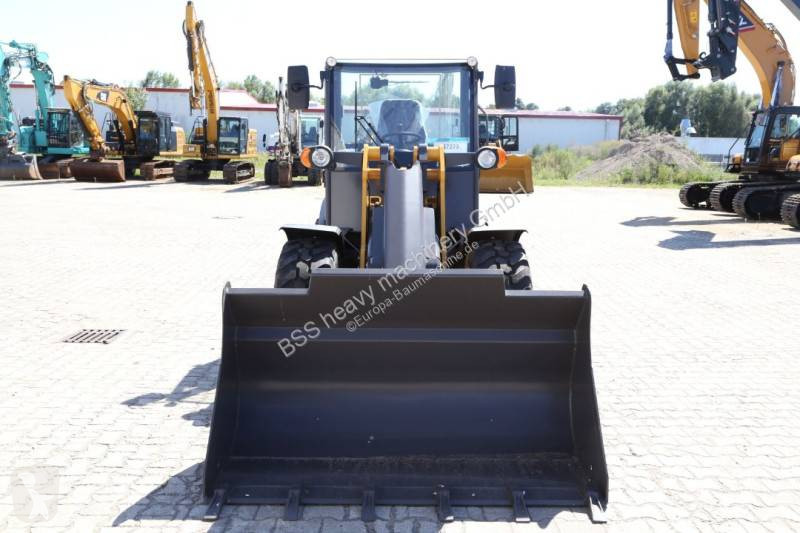 Incarcator Mecalac AX 850