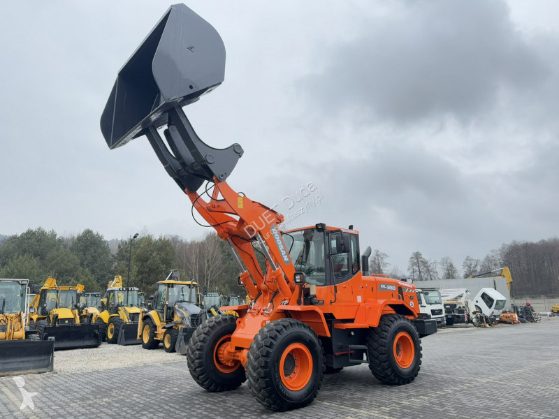 Shovel Doosan 14,5Ton Łyżka Wysokiego Wysypu !!!