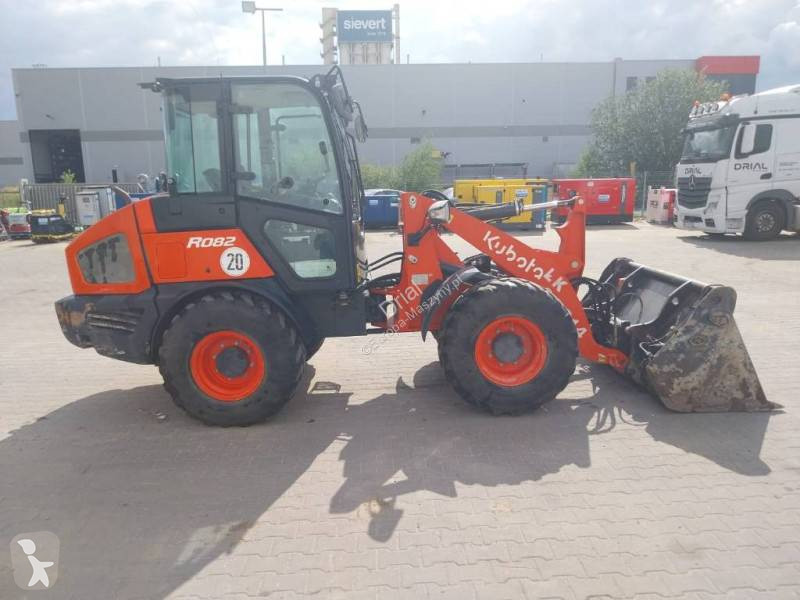 Shovel Kubota R082