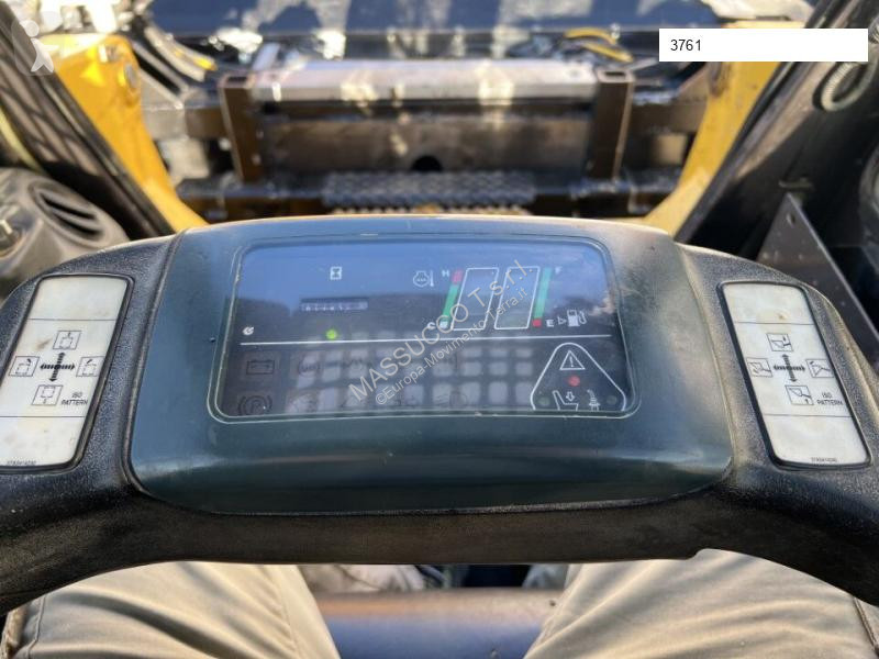 Pá carregadora Komatsu CK 20 HF