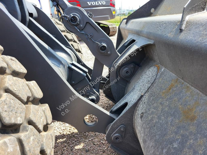 Nakladač Volvo L150H