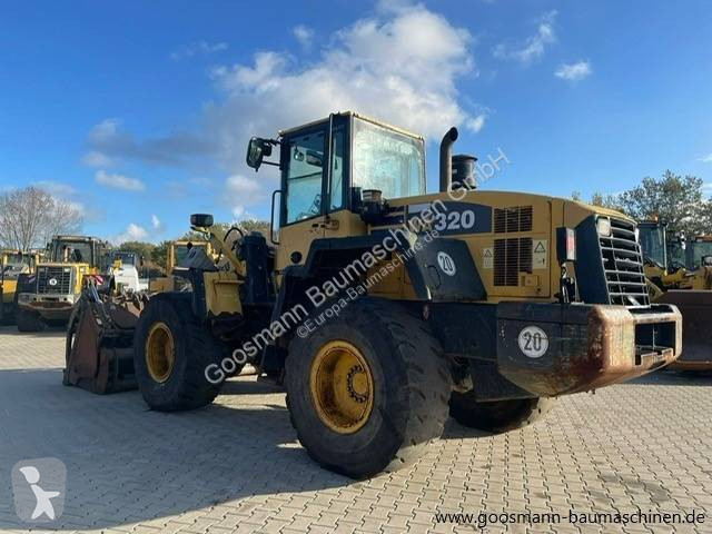 Lastare Komatsu WA320-5