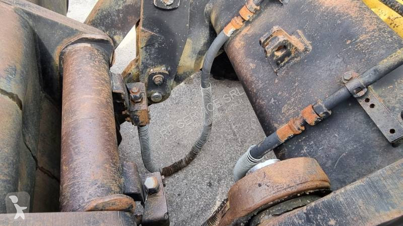 Shovel Caterpillar IT 28 B