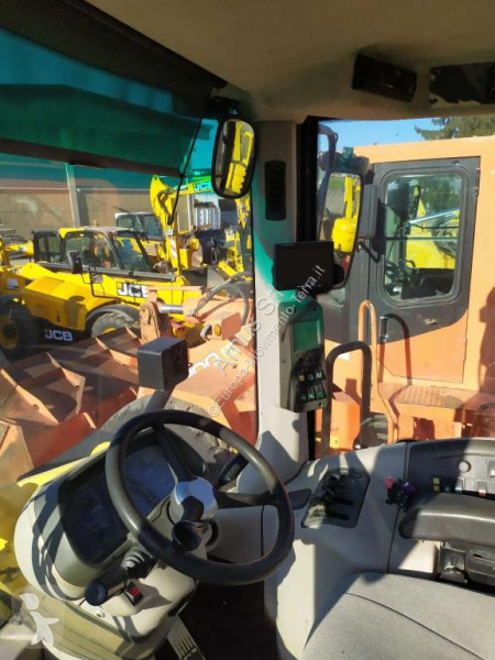 Incarcator New Holland W190