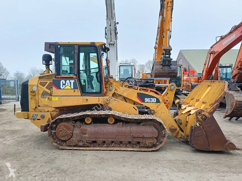 Shovel Caterpillar crawler loader tracked...