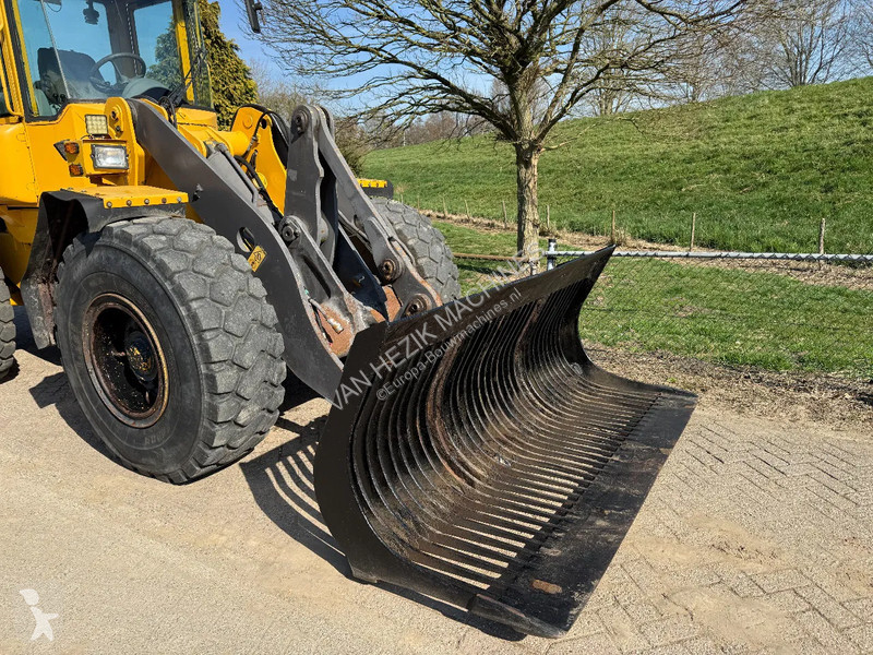 Shovel Volvo