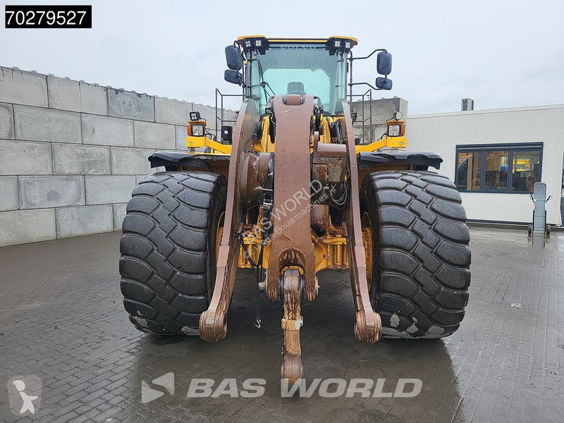 Nakladač Volvo L250 CDC