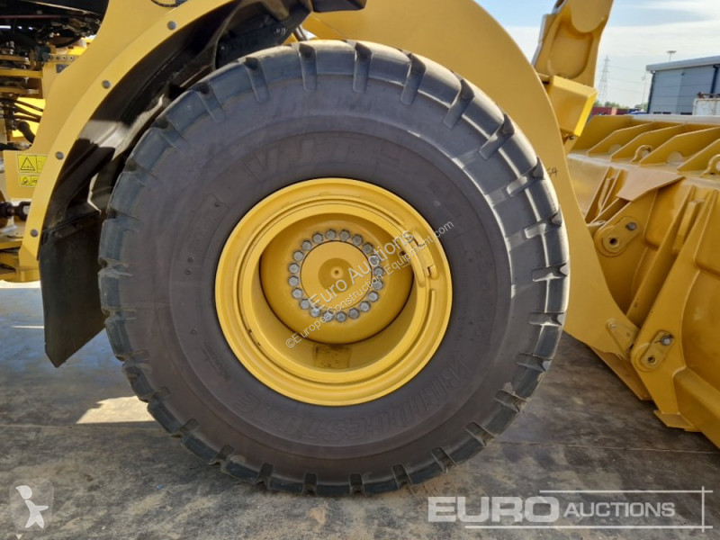 Shovel Caterpillar 950L