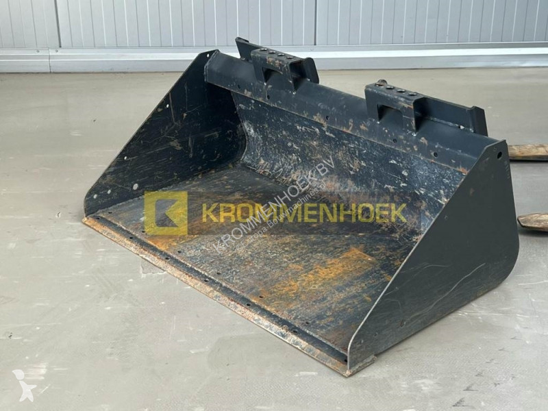 Shovel Bobcat Black edition