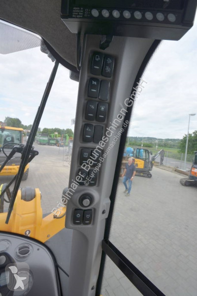 Nakladač Volvo HS