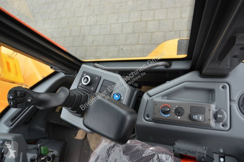 Nakladač Volvo H