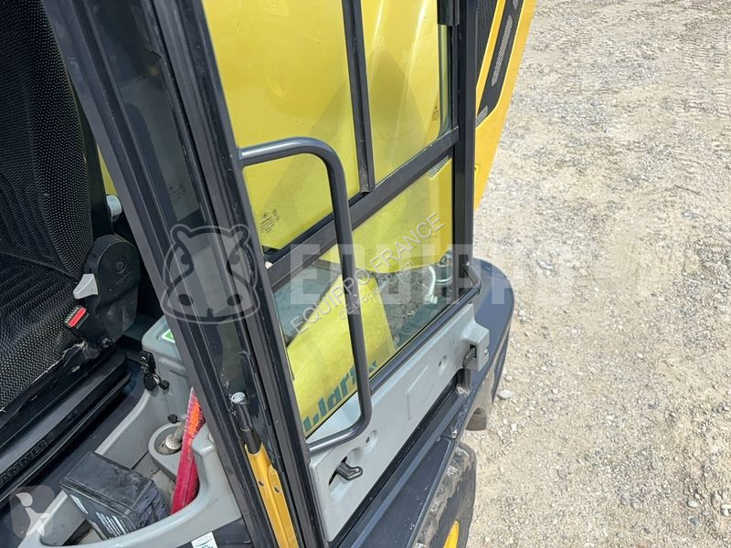 Incarcator Yanmar V80