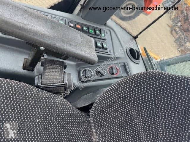 Pala Liebherr