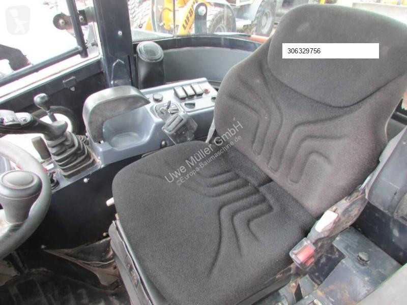 مُحمّلة Kubota R 065 Radlader 32.500 EUR