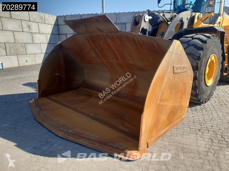 Nakladač Volvo L260 H CDC