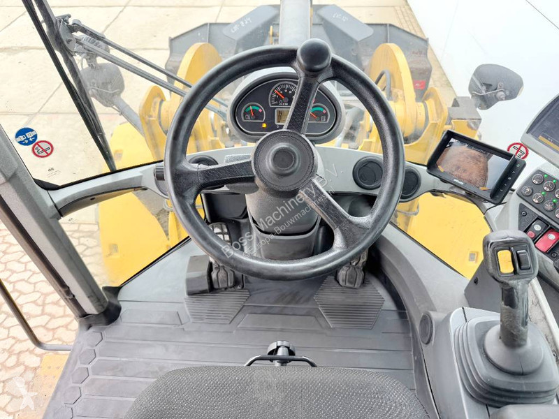 Pala Caterpillar - German German / Backup Camera
