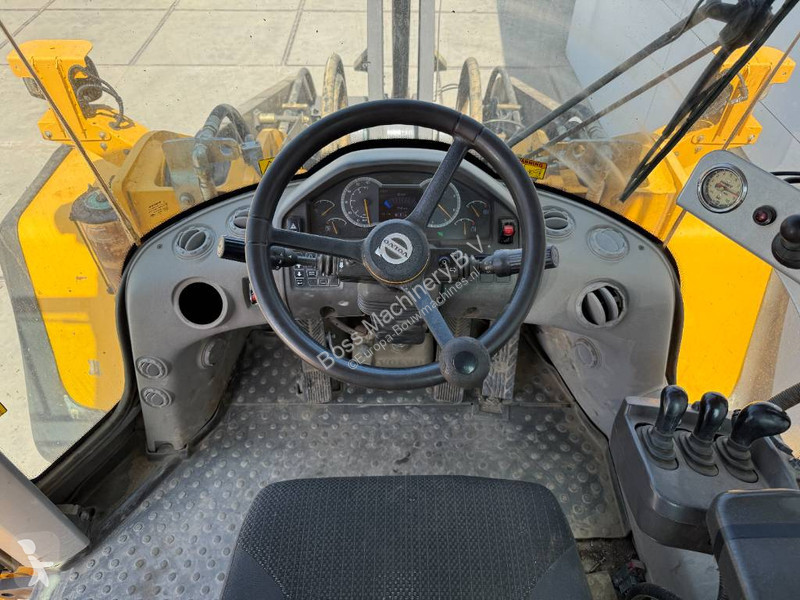 Shovel Volvo L220H - German Machine / 3rd Function