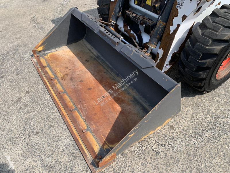 Shovel Bobcat NVT