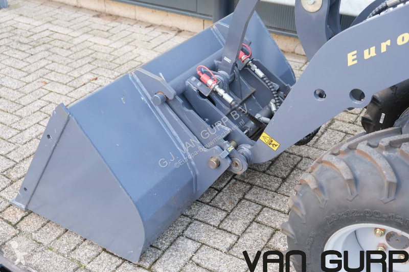 Shovel Eurotrac W11- MC (255)