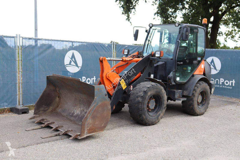 Pá carregadora Komatsu WA70-7