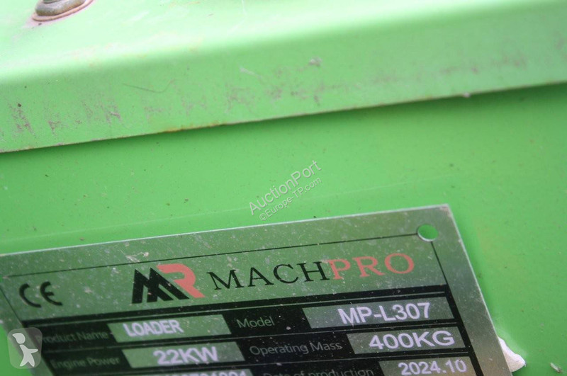 Pala cargadora Machpro L307