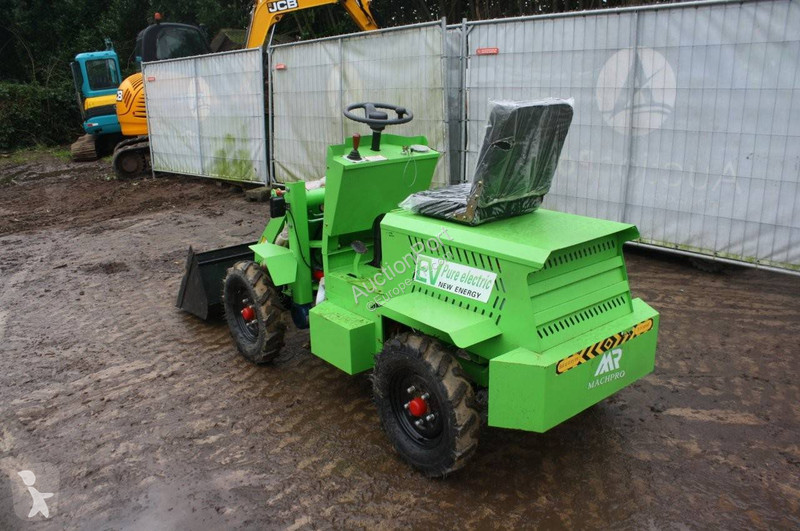 Pá carregadora Machpro L307