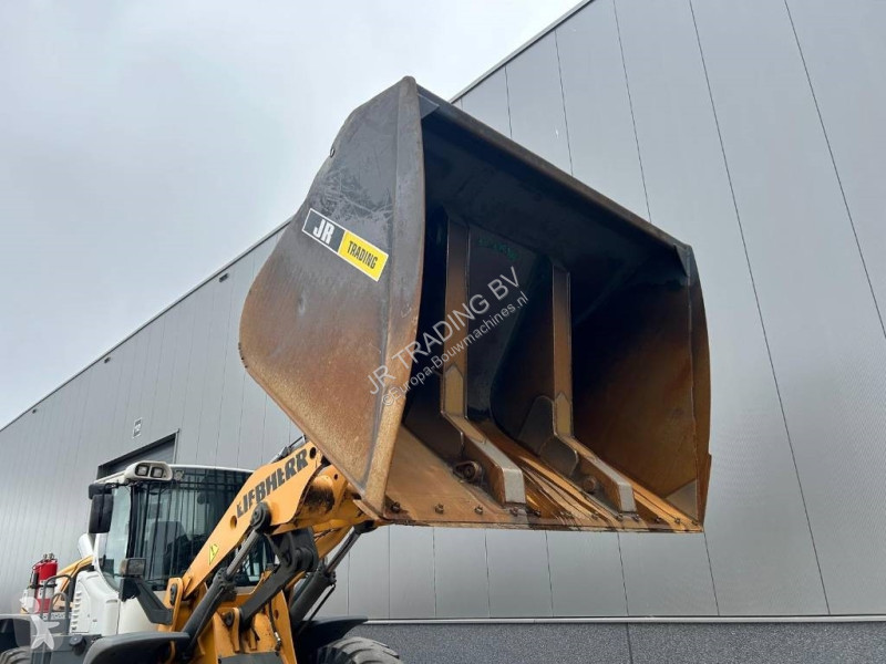Læssemaskine Liebherr (Comes with High-tip -...