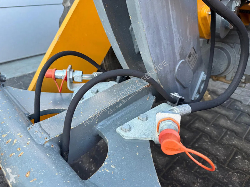 Shovel Liebherr L506C