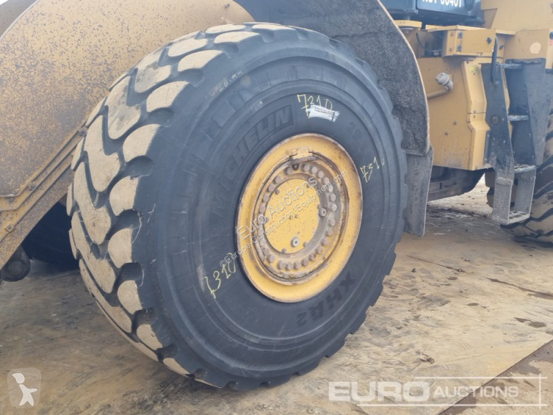 Nakladač Caterpillar 980M