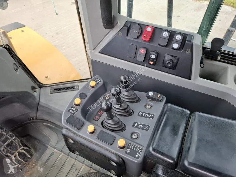 Nakladač Caterpillar 972 MXE