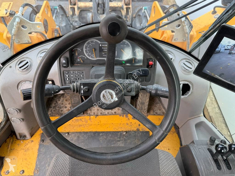 Nakladač Volvo L60H - Backup Camera / Quick...