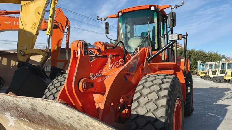 Фронтальный погрузчик Fiat-Hitachi