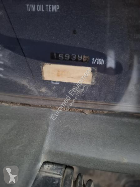 Chargeuse Hitachi  W270