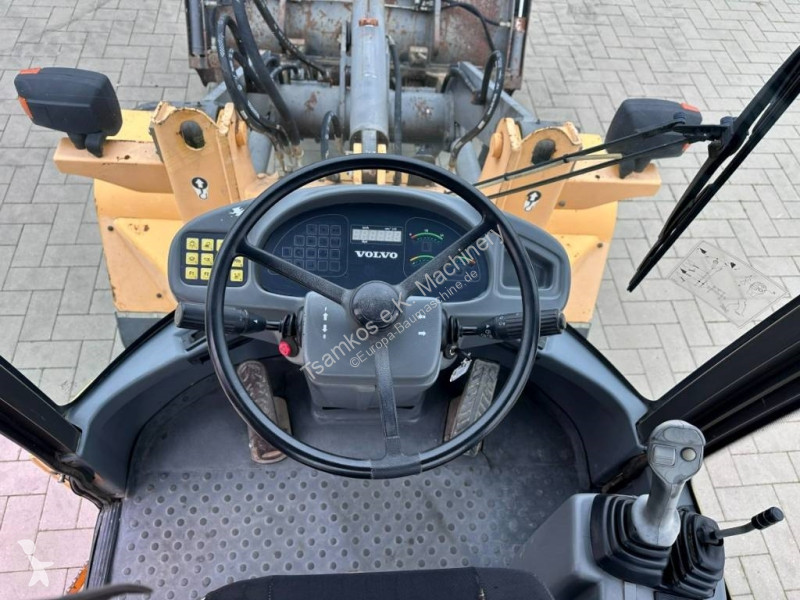 مُحمّلة Volvo B PRO 3er Kreis...