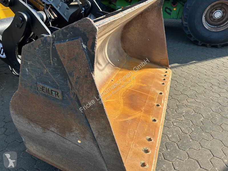Nakladač JCB  427 HT   neue Reifen