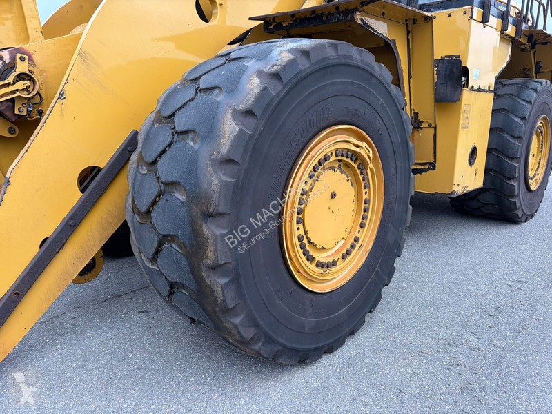 Nakladač Caterpillar 988K