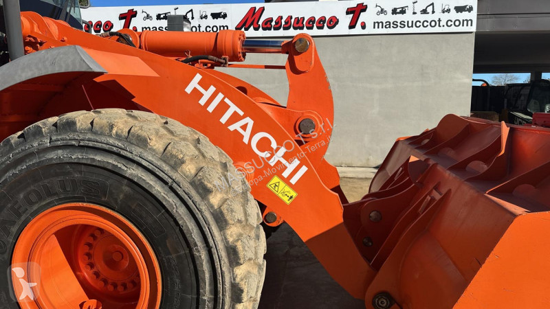 Nakladač Hitachi