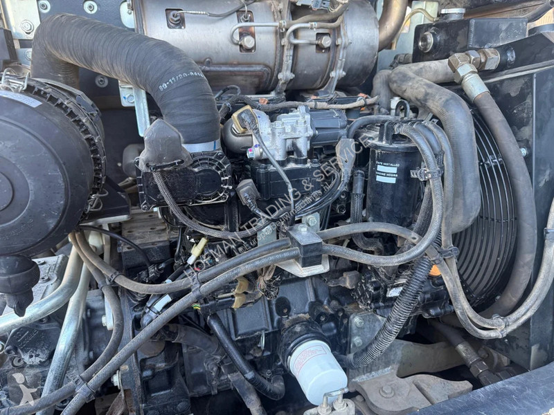 Nakladač Yanmar V70S
