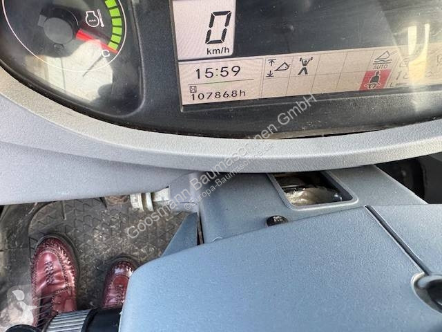 مُحمّلة Hitachi 1806